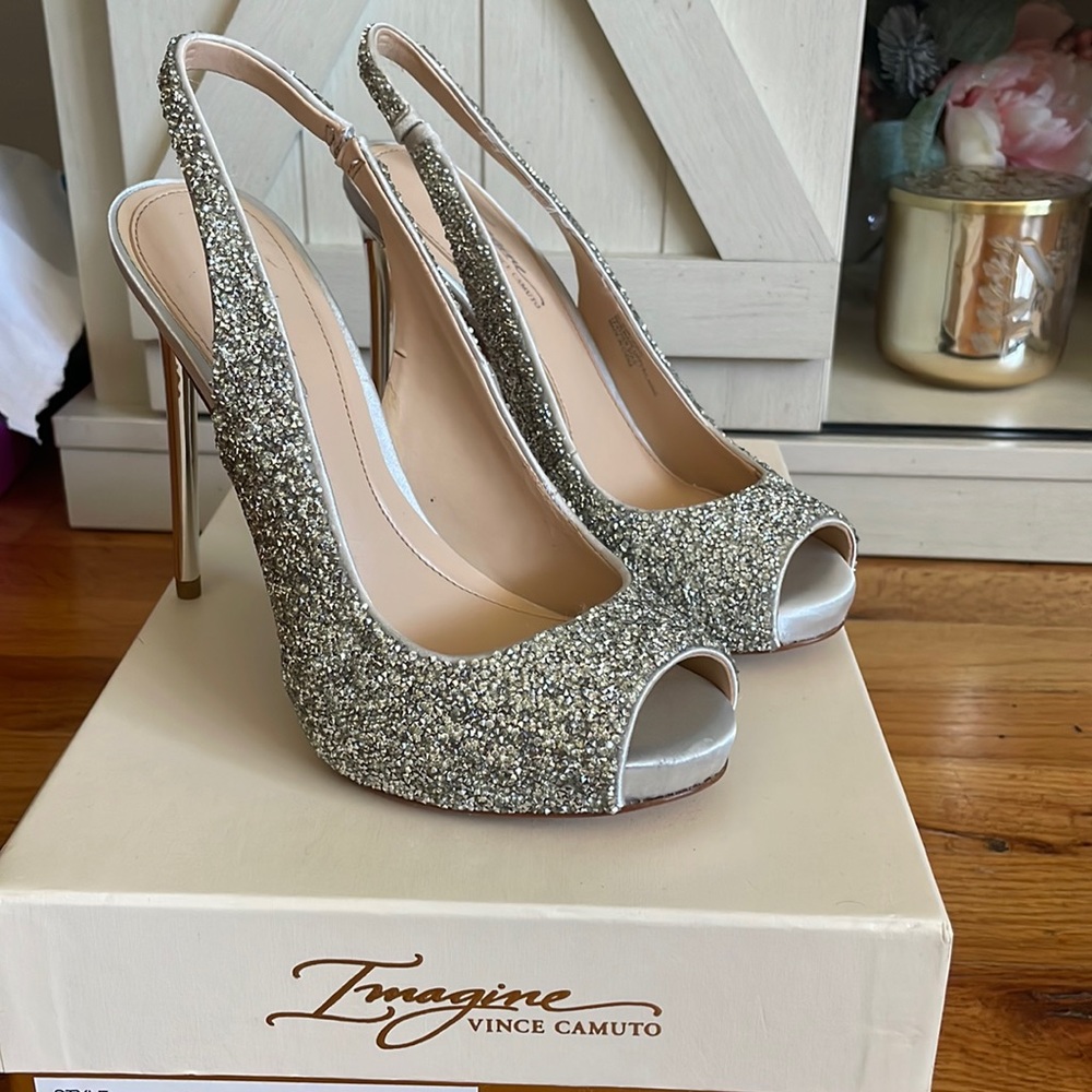 Vince Camuto Imagine Pavi heel size 5.5 crystal/silver